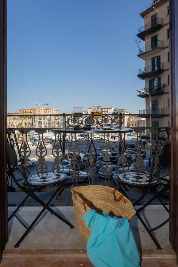 Appartamenti Porto Antico La Cala Palermo Esterno foto