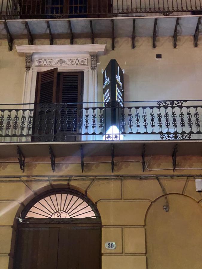Appartamenti Porto Antico La Cala Palermo Esterno foto