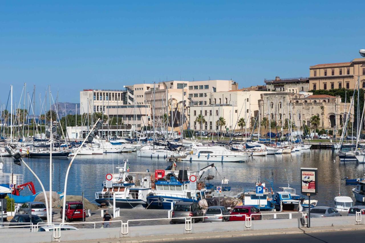 Appartamenti Porto Antico La Cala Palermo Esterno foto
